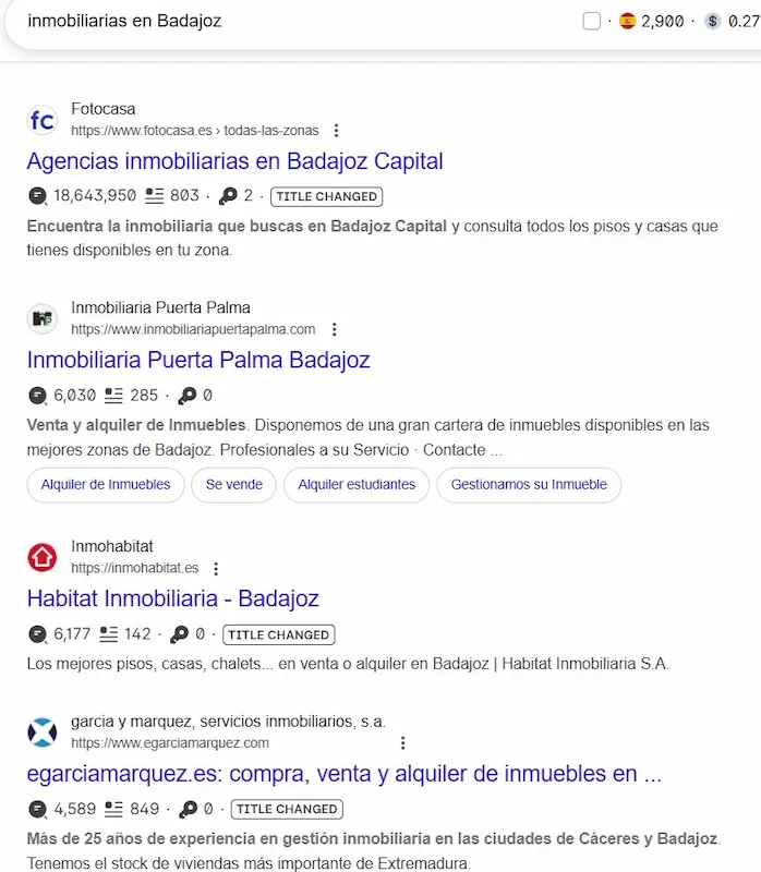 En esta foto se muestran los primeros resultados de Google al buscar: inmobiliaria en Badajoz. El seo para agencias inmobiliarias es crucial para conseguir clientes